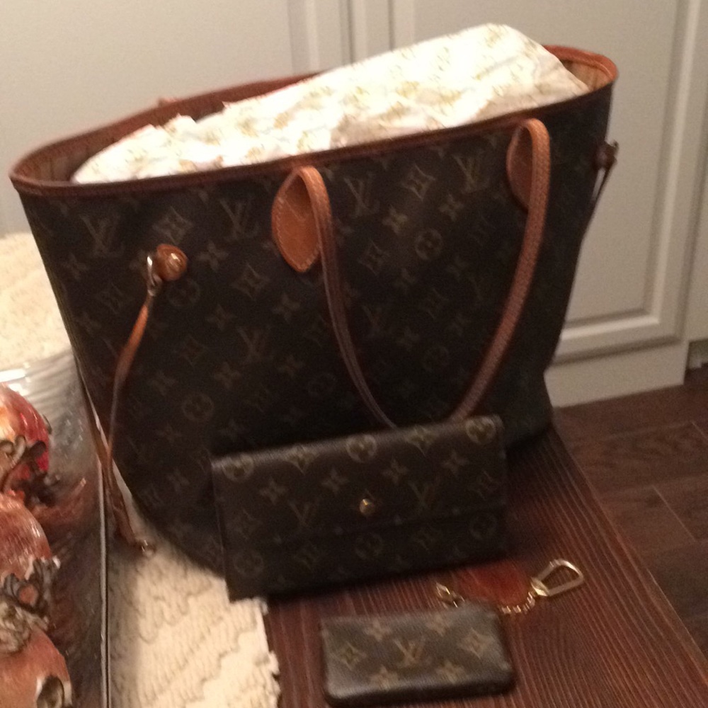 Shoulder purse and wallet and coin purse